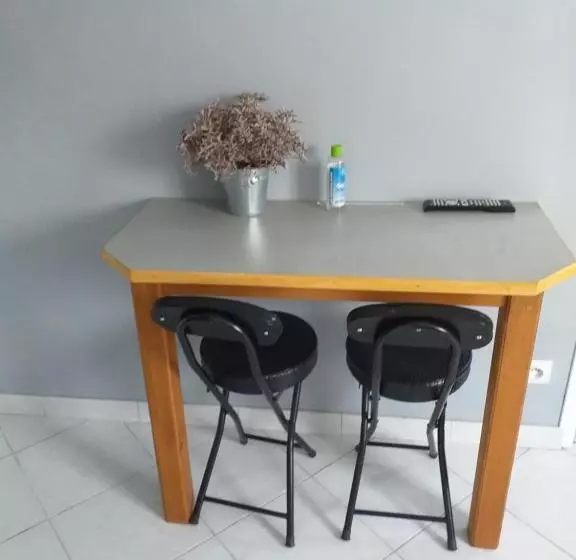 ベッドアンドブレックファースト La Salicorne