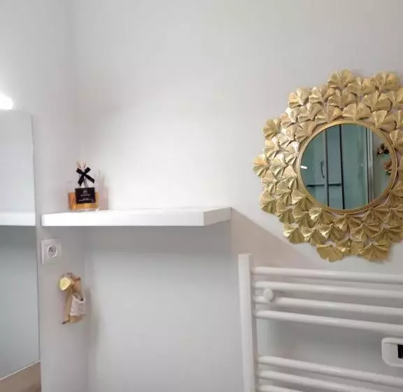 ベッドアンドブレックファースト La Salicorne