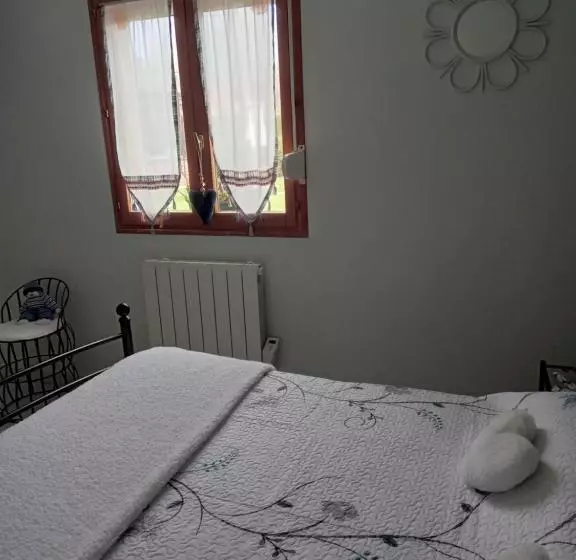 ベッドアンドブレックファースト La Salicorne