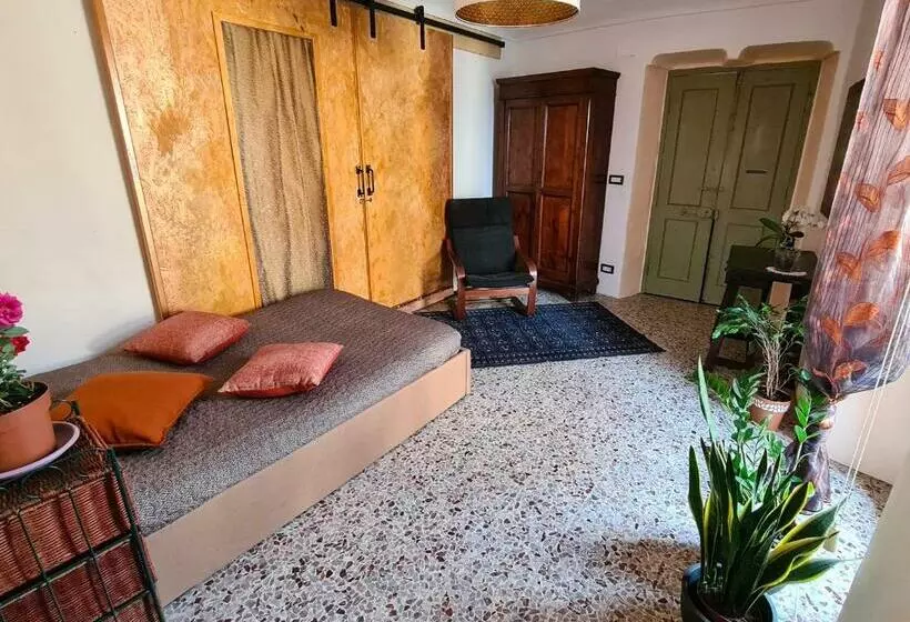 Majatalo Casarosada Upstairs