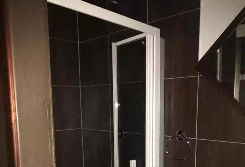 Majatalo Kusile Guest House