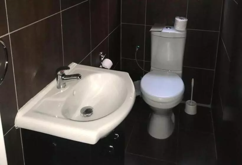 Majatalo Kusile Guest House