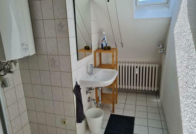 بنسيون L8 Street   Pforzheim Nordstadt