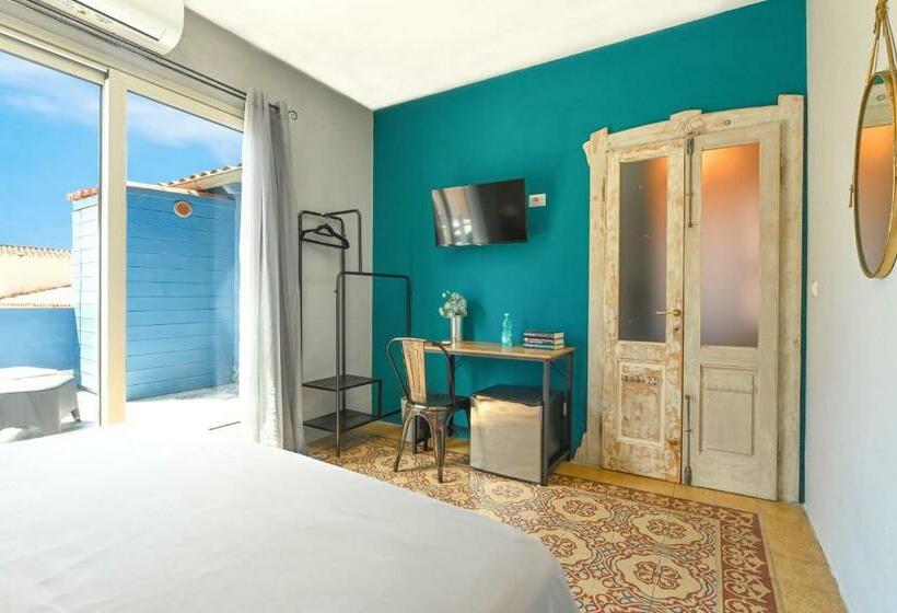 بنسيون Urban Blue Guest House