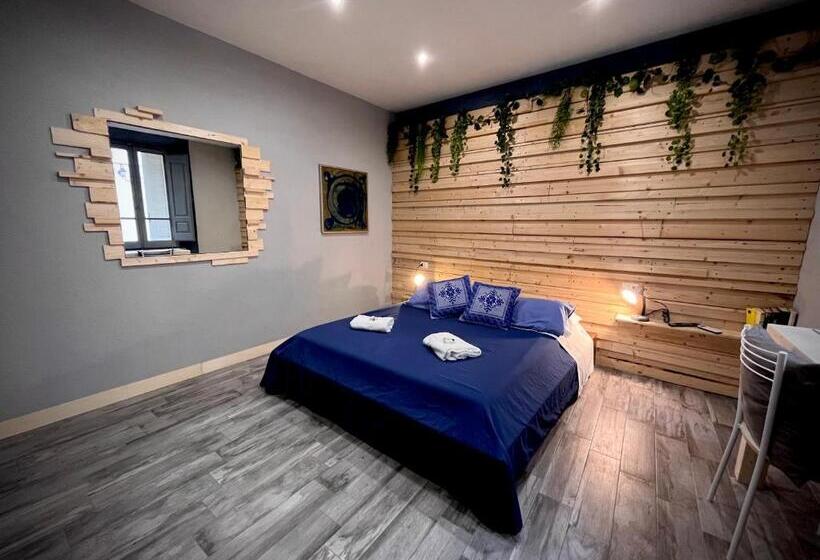 بنسيون Urban Blue Guest House