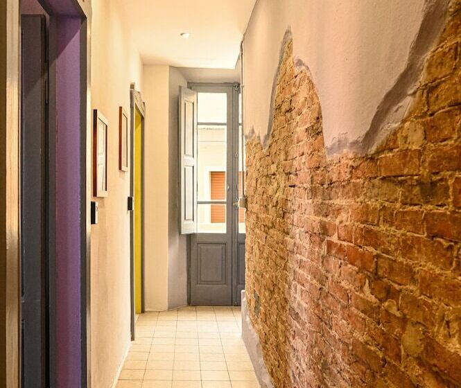 بنسيون Urban Blue Guest House