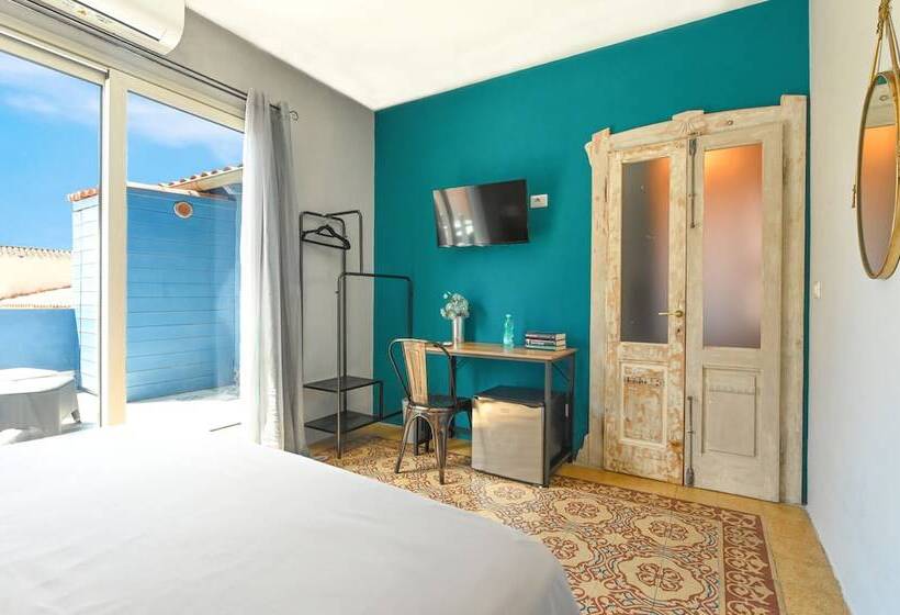 بنسيون Urban Blue Guest House