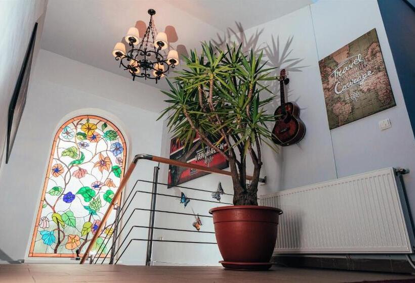 پانسیون Vila Guitar