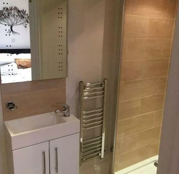 Aamiaismajoitus (B&B) Foxes Den At Foxesway