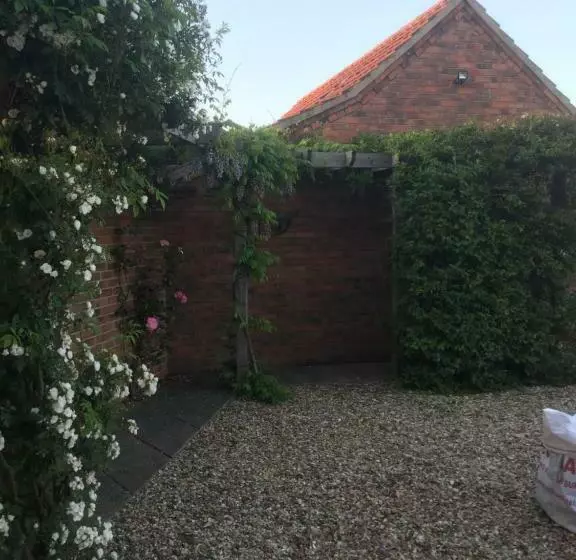 Aamiaismajoitus (B&B) Foxes Den At Foxesway