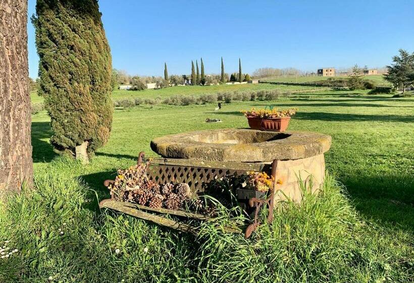 住宿加早餐  Il Casale Di Gardenia