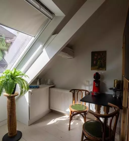 ベッドアンドブレックファースト La Chambre Rose