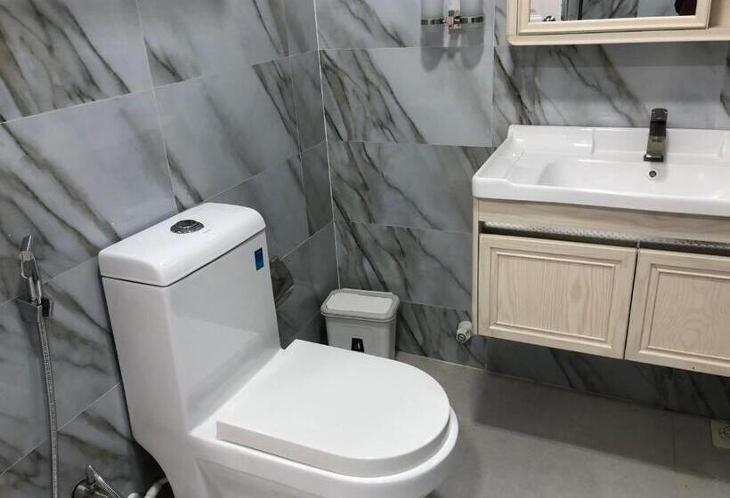 تختخواب و صبحانه La Luna Boutique Dhangethi