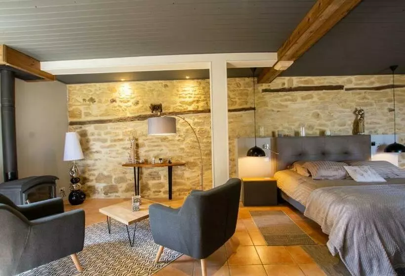 ベッドアンドブレックファースト Le Clos De La Tour