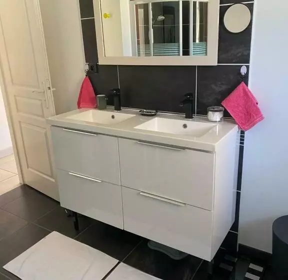 Aamiaismajoitus (B&B) Le Teich Tranquille