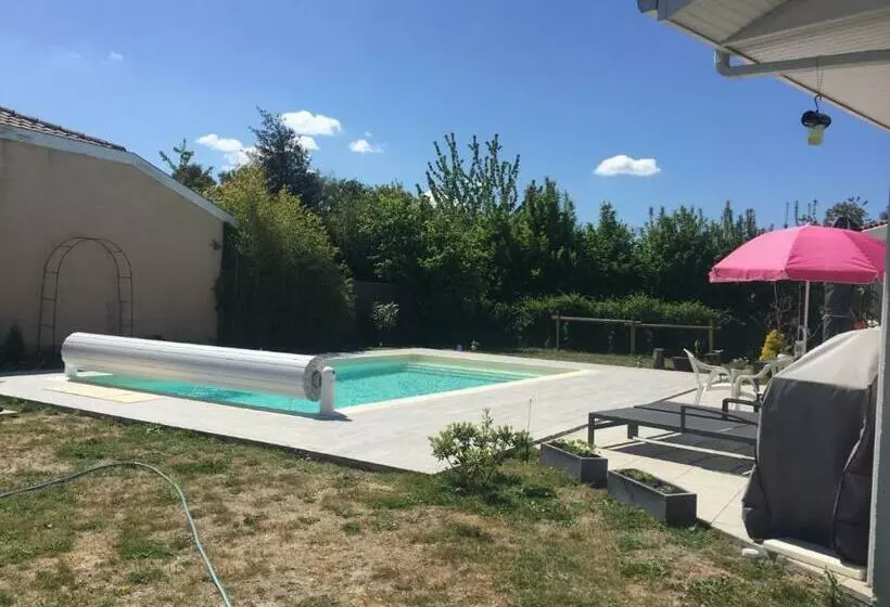 Aamiaismajoitus (B&B) Le Teich Tranquille