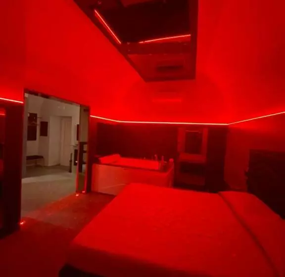 Aamiaismajoitus (B&B) Rebel Suite Love