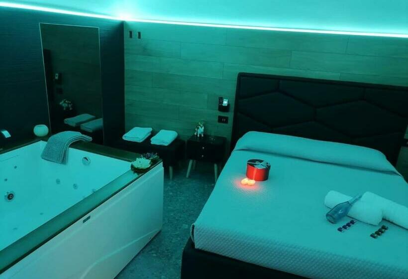 Bed and Breakfast Rebel Suite Love