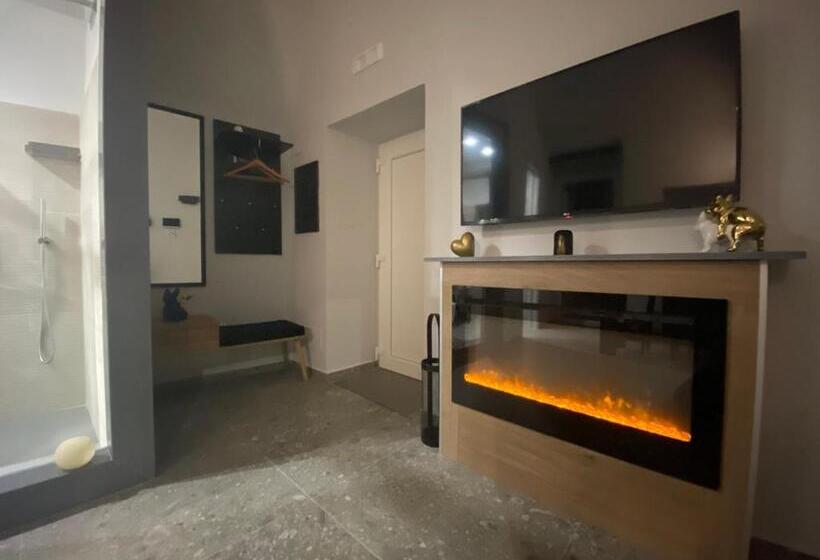 Bed and Breakfast Rebel Suite Love