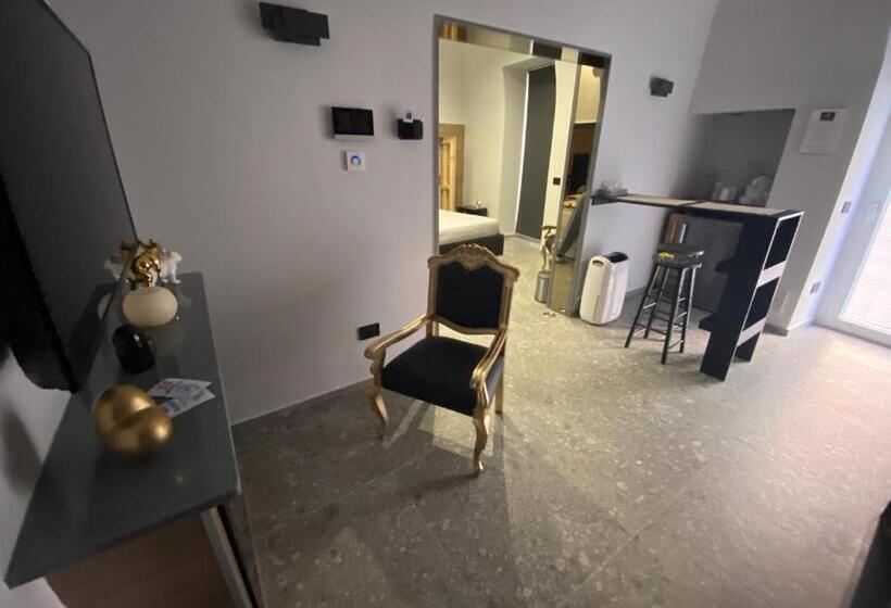 Bed and Breakfast Rebel Suite Love