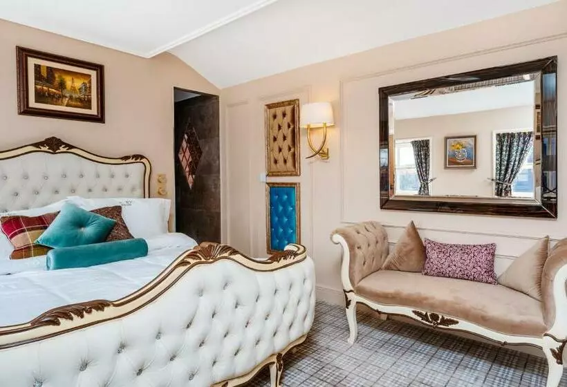 هتل Domo Boutique