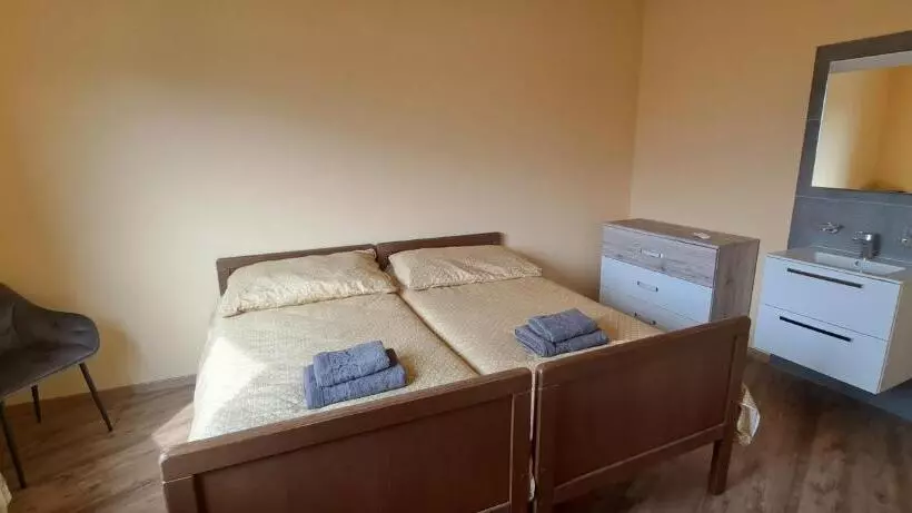 ホテル Ristorante Gordolese Con Alloggio