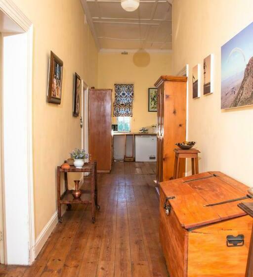 פנסיון Jennis Place