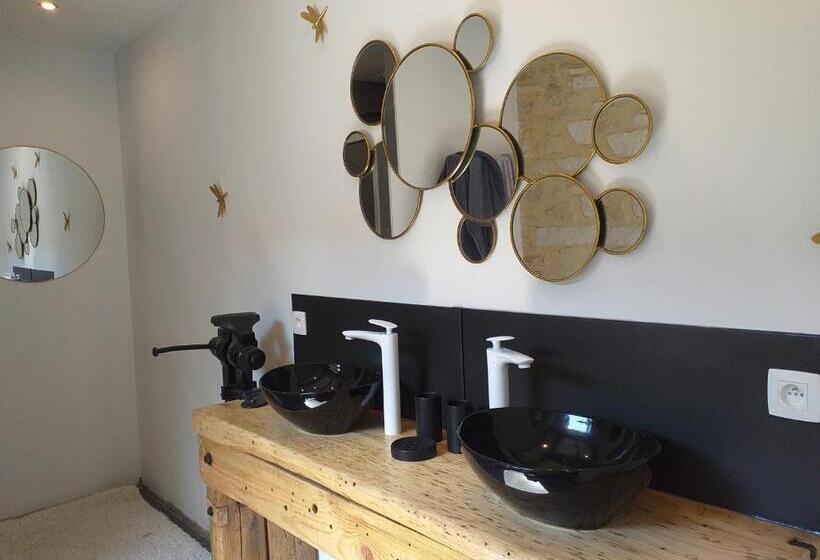 פנסיון Le Sourire Du Troubadour   8 Chambres   Baignade à 300 M   Salle De Jeux   Poêle à Bois