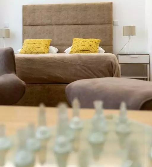 Majatalo Nell&and&jess