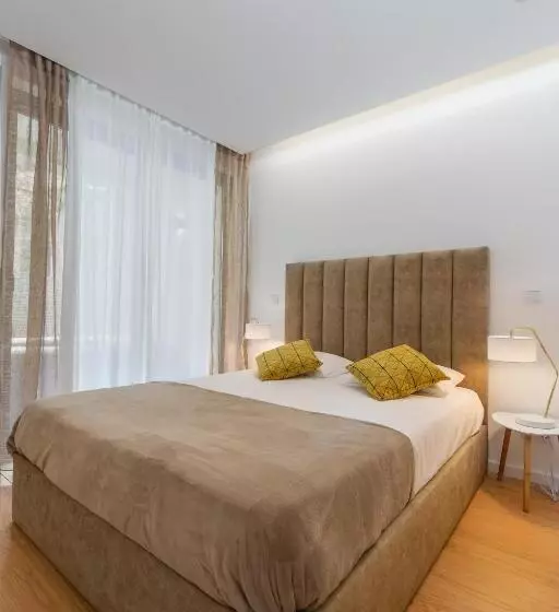 Majatalo Nell&and&jess