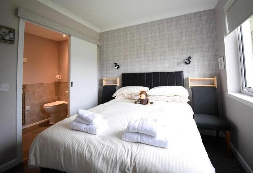 5 Glenconon Bed And Breakfast