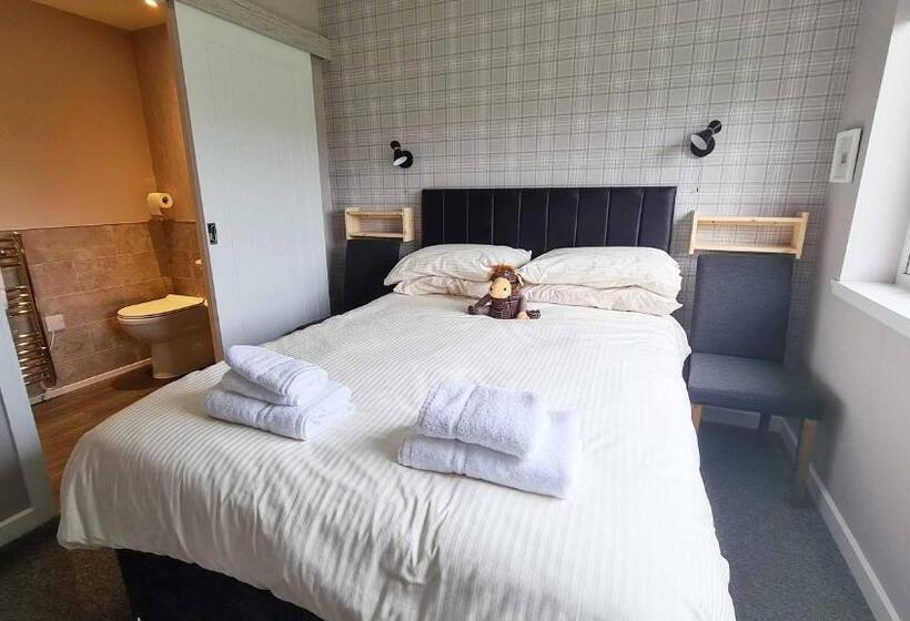 5 Glenconon Bed And Breakfast