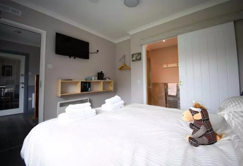 5 Glenconon Bed And Breakfast