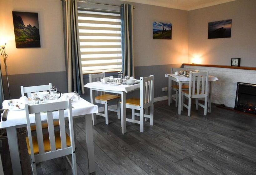 5 Glenconon Bed And Breakfast