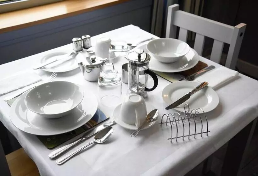 5 Glenconon Bed And Breakfast