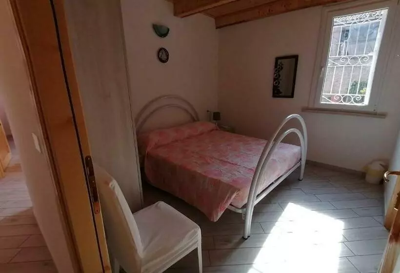 ベッドアンドブレックファースト Al Souvenir