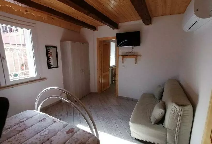 ベッドアンドブレックファースト Al Souvenir