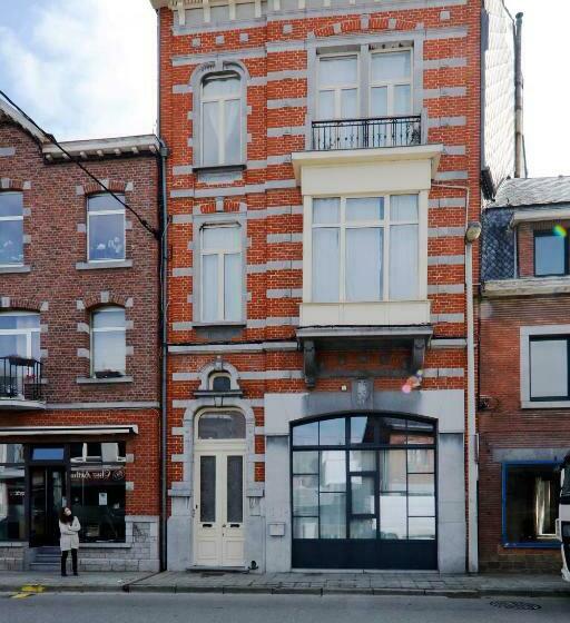 تختخواب و صبحانه Cochlea