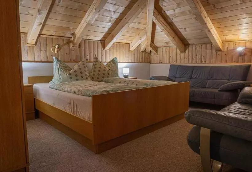 ベッドアンドブレックファースト Gasthof Scherer