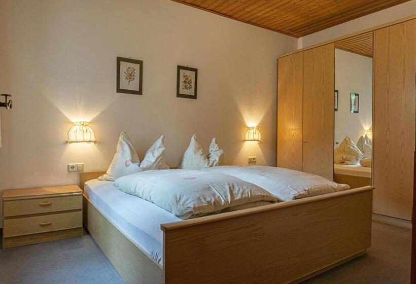 مبيت وإفطار Gasthof Scherer