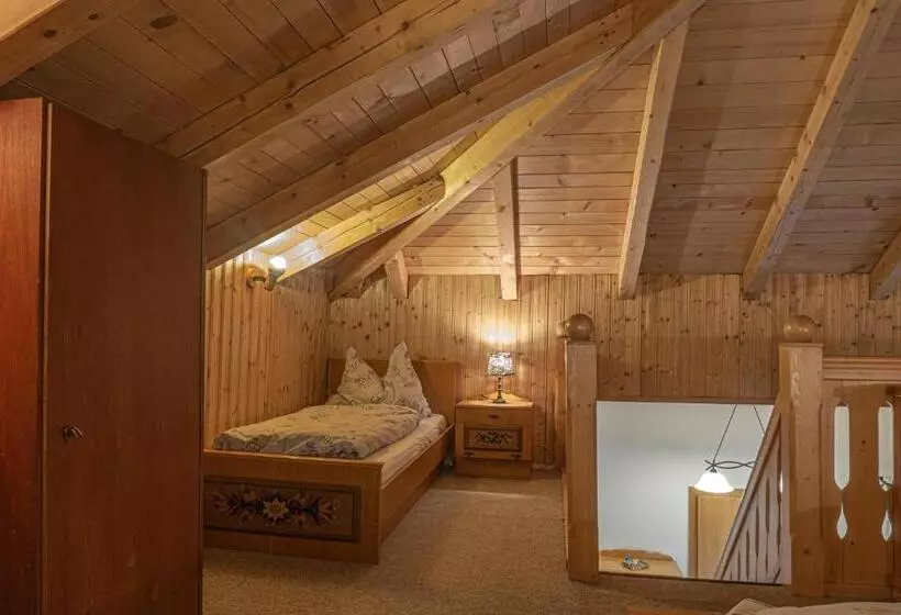 ベッドアンドブレックファースト Gasthof Scherer