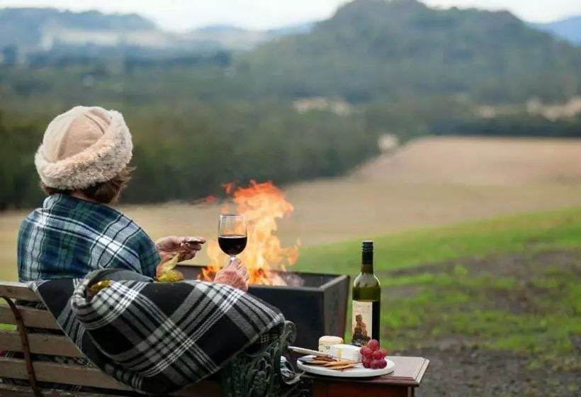 Aamiaismajoitus (B&B) Hanging Rock Views