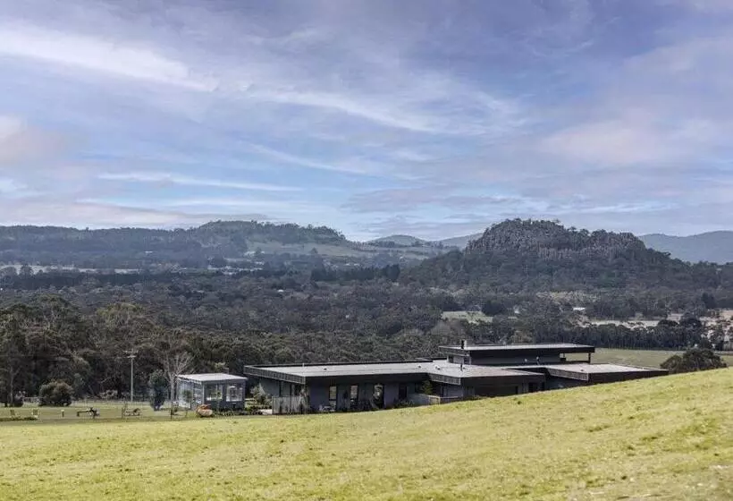 Aamiaismajoitus (B&B) Hanging Rock Views