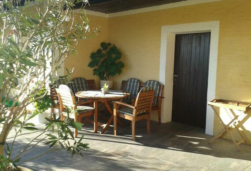 Bed and Breakfast Haus Maria Holzöster