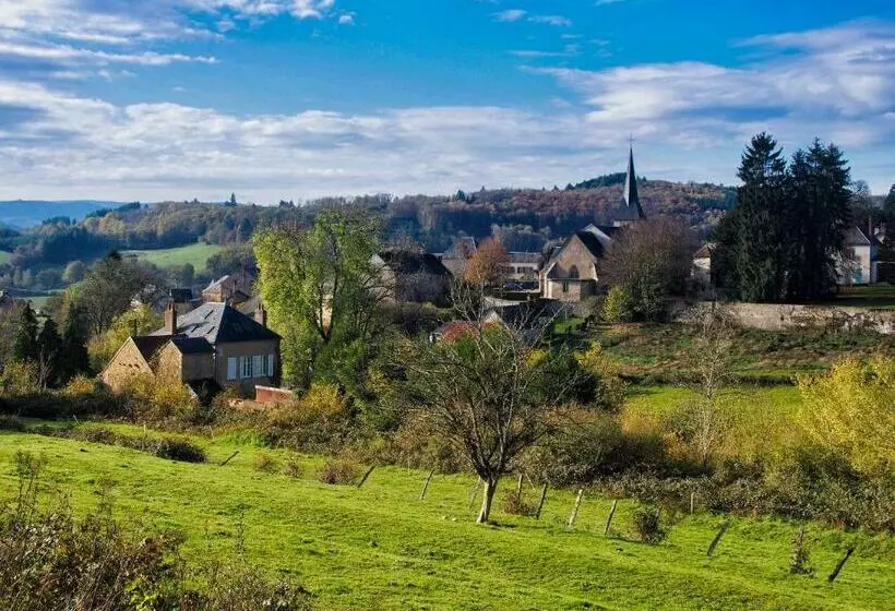 Aamiaismajoitus (B&B) Les Vergers De Cussy