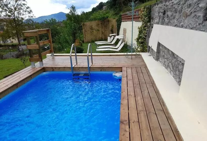 Aamiaismajoitus (B&B) Monti Guesthouse