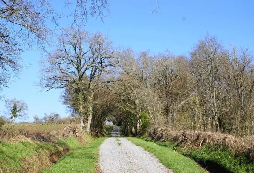 Aamiaismajoitus (B&B) Odiel & Gabrielle