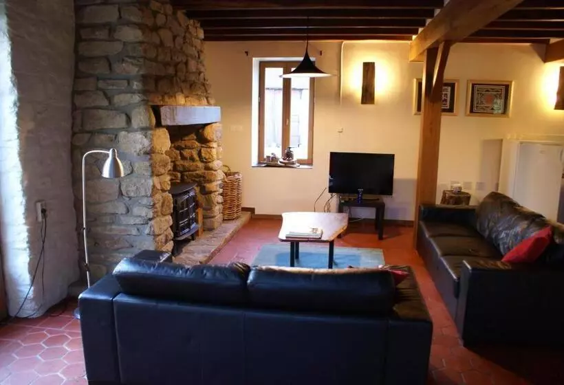 Aamiaismajoitus (B&B) Odiel & Gabrielle