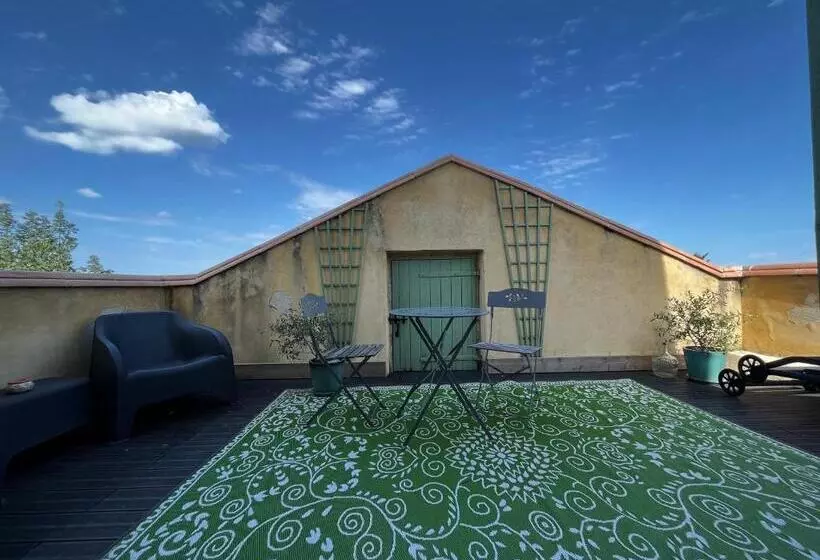 Aamiaismajoitus (B&B) Villa Les Hauts Vallons