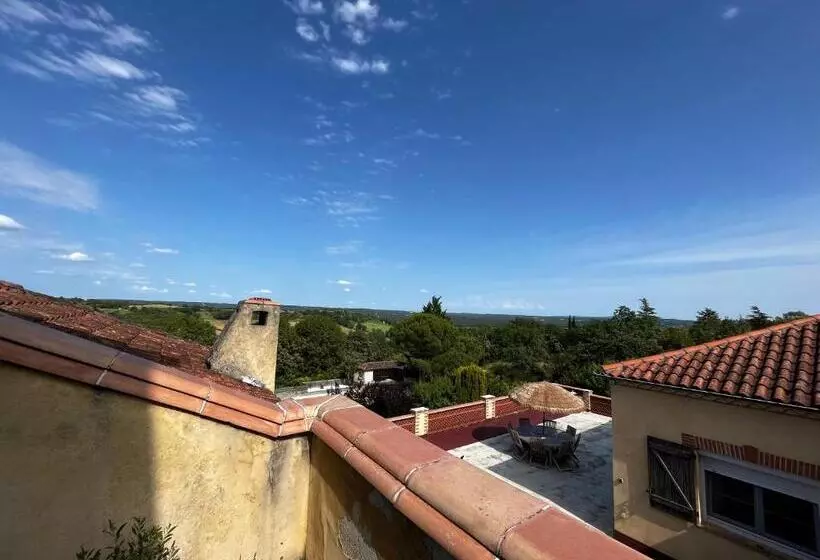 Aamiaismajoitus (B&B) Villa Les Hauts Vallons